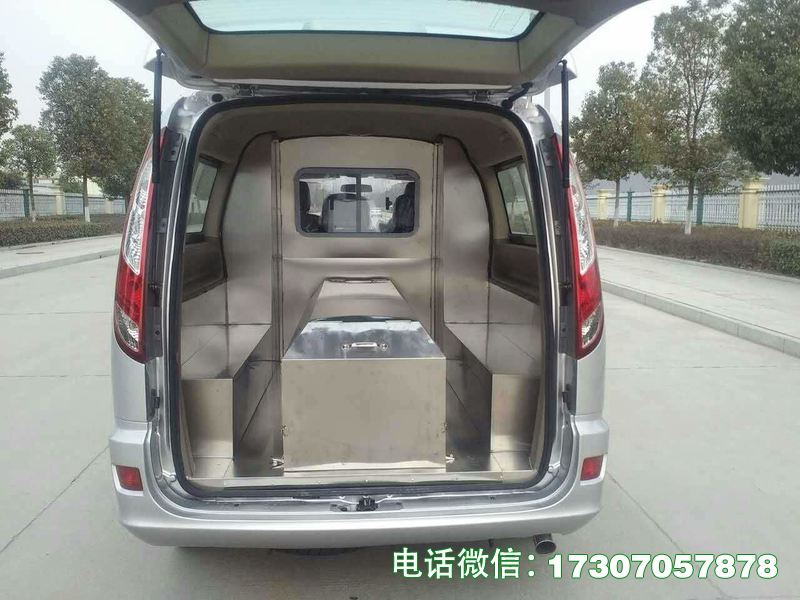 事故遗体运输车